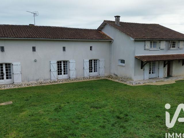 La Rochefoucauld Vente Maison 16