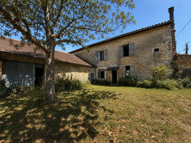 La Rochefoucauld Vente Maison 16