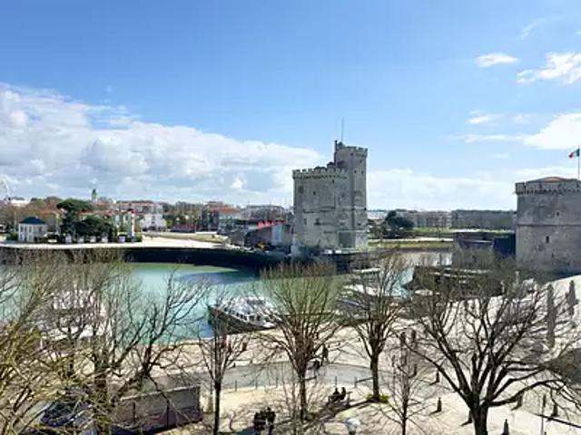 La Rochelle 17000 Achat / Vente appartement 4 pièces t4 au dernier étage