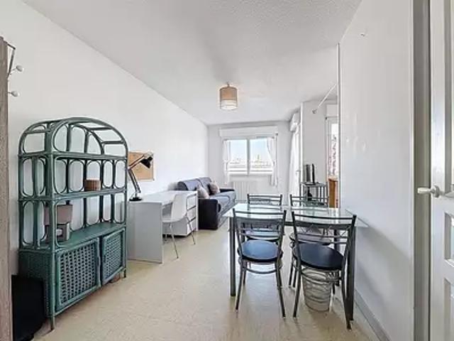 La Rochelle 17000 Achat / Vente appartement 1 pièce t1 au dernier étage balcon