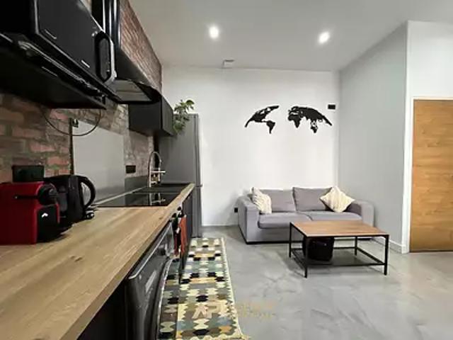 La Rochelle 17000 Achat / Vente appartement 2 pièces t2 au dernier étage cave