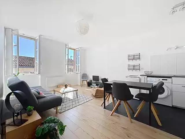 La Rochelle 17000 Achat / Vente appartement 2 pièces t2 au dernier étage