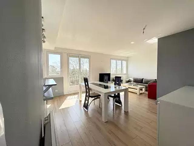La Rochelle 17000 Achat / Vente appartement 3 pièces t3 au dernier étage cave