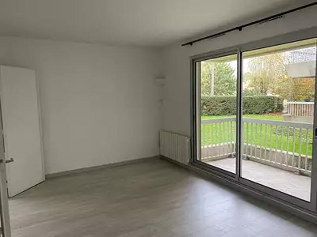 La Rochelle 17000 Location appartement 2 pièces t2 cave parking