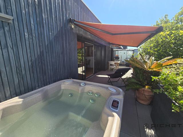 LA ROCHELLE LA GENETTE Appartement de 110m2 avec terrasse de 36m2 + box et parking