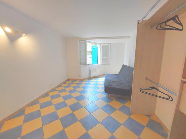 LA ROCHELLE SUD STUDIO A VENDRE