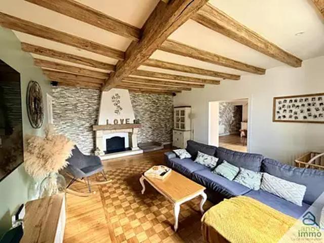 La Rochette 16110 Achat / Vente maison 9 pièces t9 piscine jardin