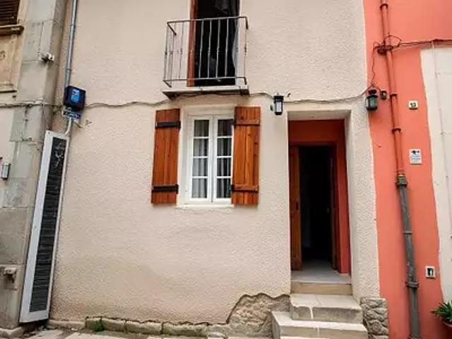 La Roquebrussanne 83136 Achat / Vente maison 2 pièces t2 cave