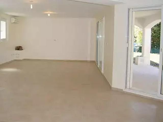 La Roquette sur Siagne 06550 Location maison 4 pièces t4 terrasse