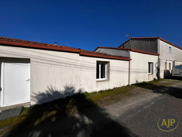 LA ROUSSELIERE Maison 3 pièces