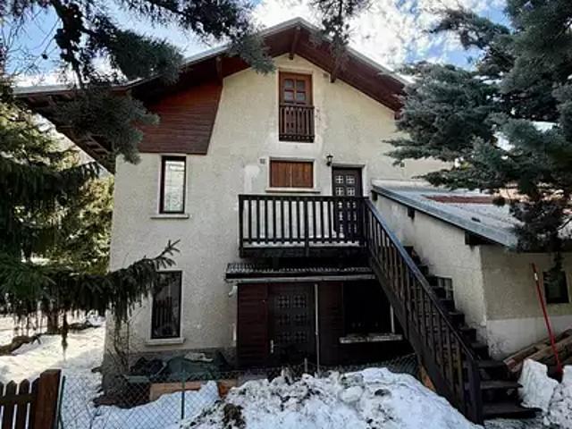 La Salle les Alpes 05240 Achat / Vente appartement 5 pièces t5 terrasse parking
