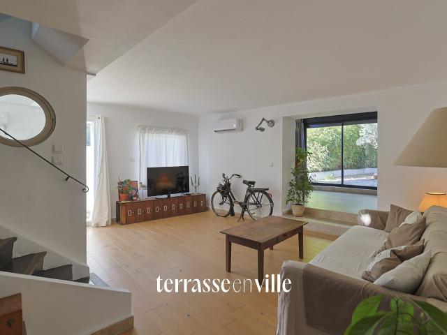 LA SEYNE MAISON DE CHARME 469 000€