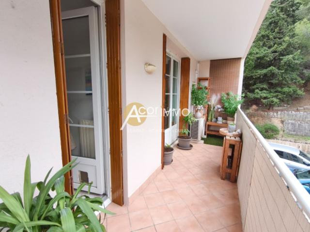LA SEYNE SUR MER CHATEAUBANNE T4 RENOVE 77M2 3 CHAMBRE