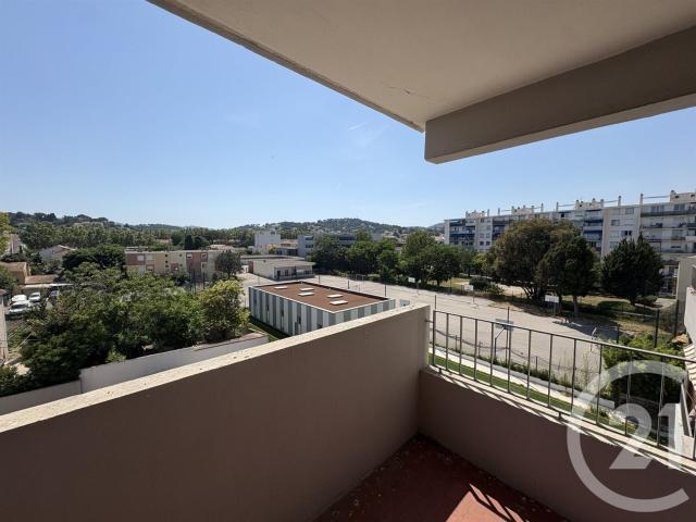 La Seyne Sur Mer Découvrez ce charmant appartement de 57 m². 57m² La Seyne sur Mer