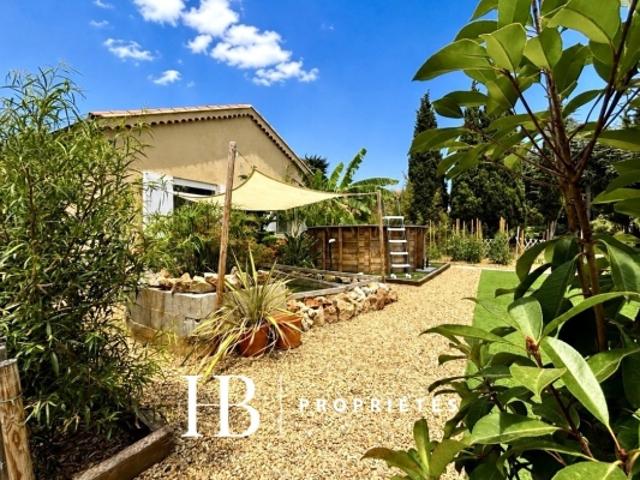 La Seyne sur Mer, entre les Sablettes et Mar Vivo, maison de 80 m² + garage et dépendance