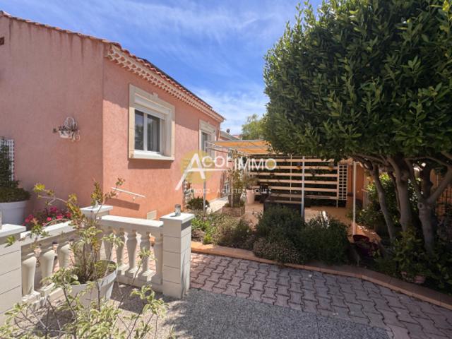La Seyne Sur Mer, limite Six Fours Maison individuelle d