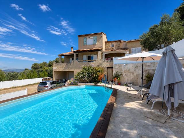 La Seyne sur mer villa individuelle 5 pièces sur 1080m2 de terrain