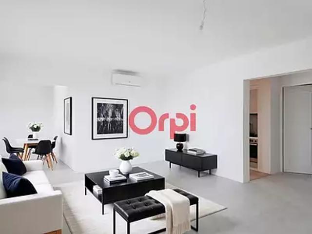 La Seyne sur Mer 83500 Achat / Vente appartement 3 pièces t3 au dernier étage cave