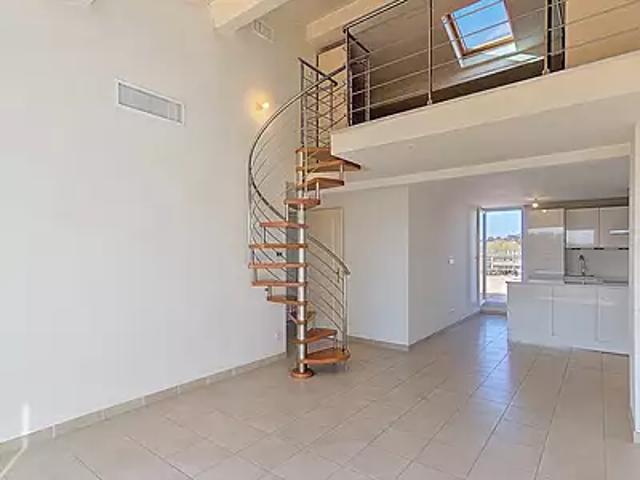 La Seyne sur Mer 83500 Achat / Vente appartement 3 pièces t3 au dernier étage terrasse
