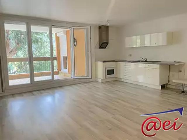 La Seyne sur Mer 83500 Achat / Vente appartement 4 pièces t4 terrasse