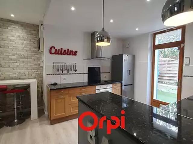 La Seyne sur Mer 83500 Location appartement 1 pièce t1 terrasse