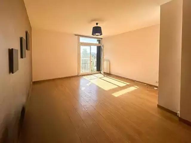 La Seyne sur Mer 83500 Location appartement 3 pièces t3 cave