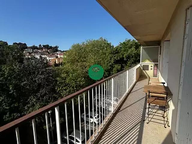 La Seyne sur Mer 83500 Location appartement 4 pièces t4 au dernier étage