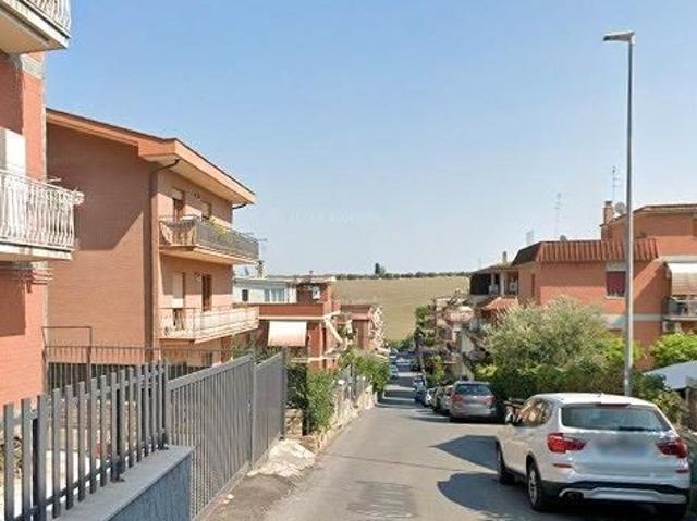 La storta trilocale soleggiato