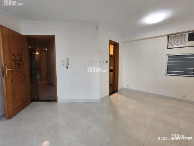 Lam Tin Sceneway Garden [Agency Ads] High Floor 25 34|34/F,Block 4 Southeast Facing, 3 Bedrooms. Quiet Garden View. Available For Immediate Viewing. Seeking Hospitable Hints
