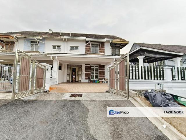 Laman 2 Bandar Seri Putra, Bangi, Selangor Fully Renovated 2 Storey Semi D For Sale !