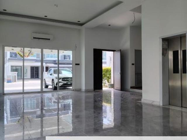 Laman Vista Alam, Setia Alam, Bandar Bukit Raja Klang Semi Detached for