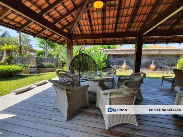 Laman Ara Damanara. Exclusively renovated to perfection