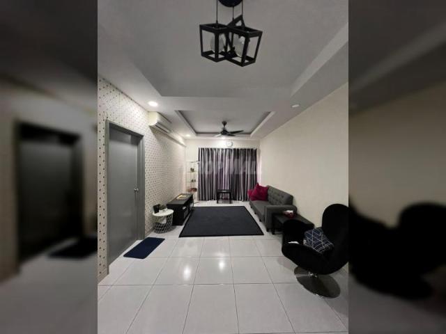 LAMAN IMPIAN GROUND FLOOR TOWNHOUSE FOR RENTAL AT BANDAR BOTANIC, KLANG