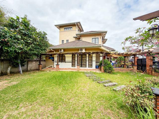 LAMAN KEKWA 2Storey BUNGALOW House for Sale FREEHOLD LAND NEGO