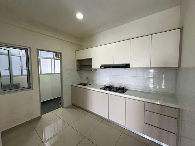 Laman Sari Residence partly furnish cozy unit available for viewing