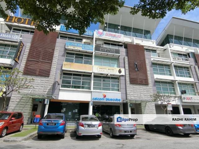 Laman Seri Shah Alam 4 Storey Shop Office