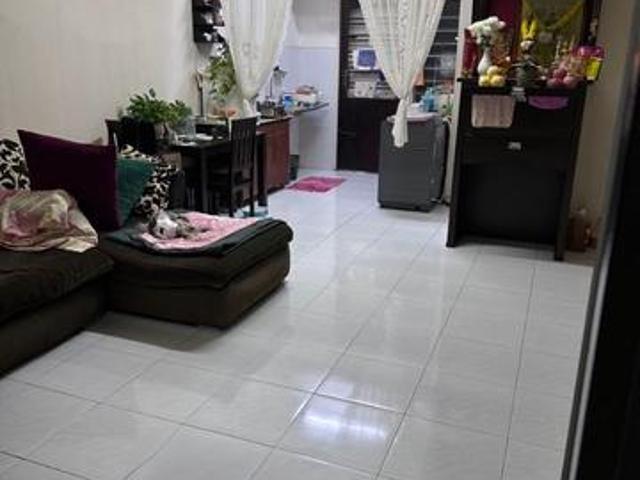 Laman Setia Gelang Patah 2 Storey Medium Cost 18x60 Original Condition
