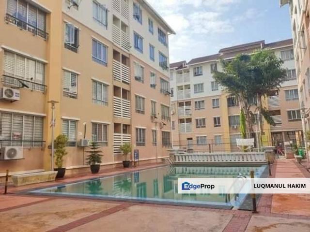 Laman Suria e Resort Apartment