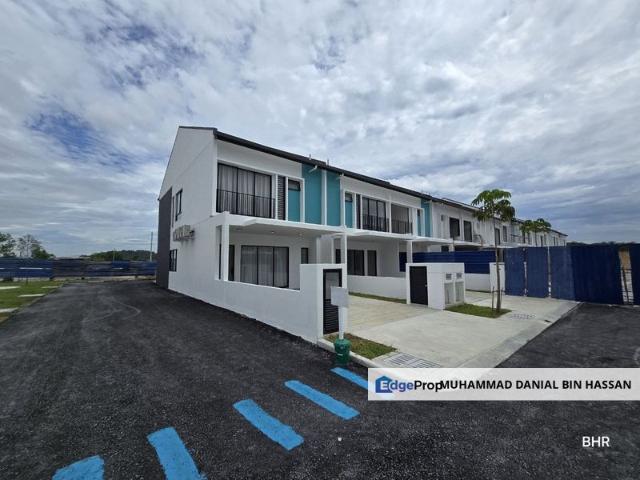Lambaian Residence