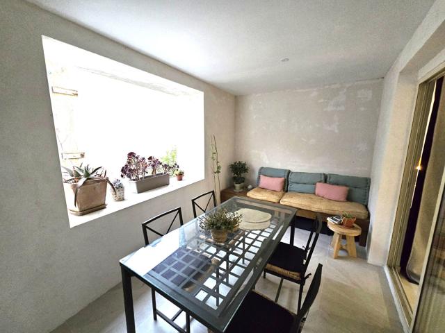 Lambesc, à louer T2 meublé avec terrasse