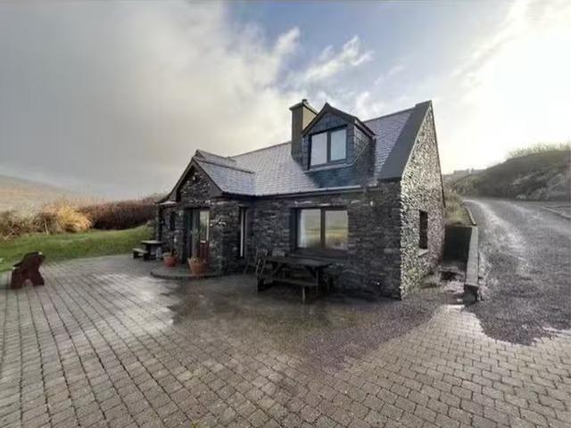 Lambs Head, Caherdaniel, Derrynane, Co. Kerry, V93KW97 is for.