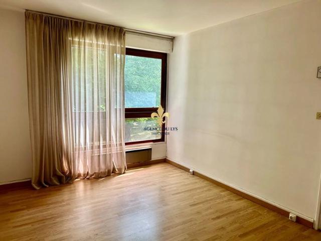 LAMORLAYE 2 pièce s 34 m2
