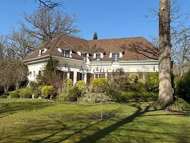Lamorlaye 60260 Achat / Vente maison 8 pièces t8 au dernier étage