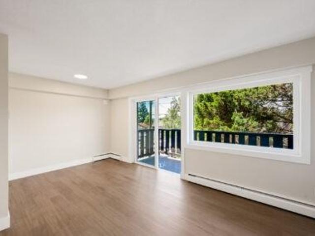 Lamplighter Apartments 1 Bedroom Apartment for Rent at 435 Lampson St, Esquimalt, BC V9A 5Y9 Old Esquimalt