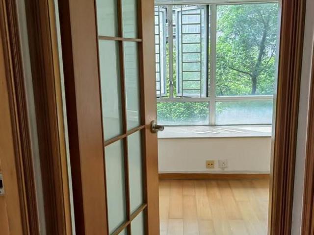 藍田, 麗港城的單位