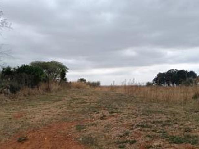 land on the market in sundra!