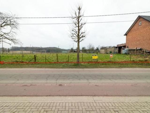 LAND à vendre à Schalkhoven