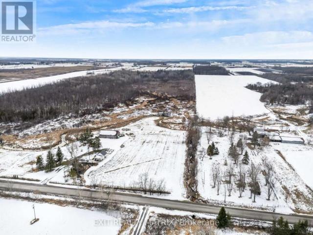 Land Champlain ON LS101252358