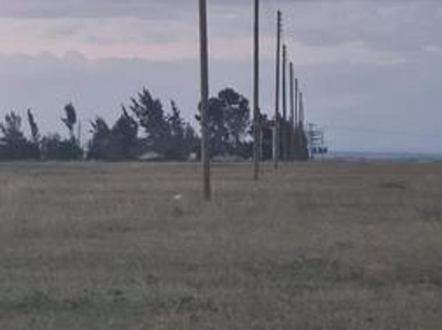 Land for sale Isinya Konza Road