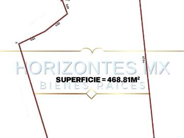Land in the heart of guanajuato's historic center
